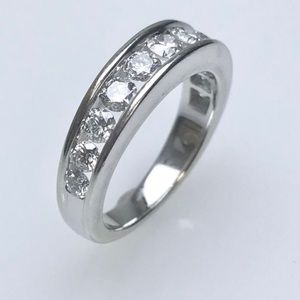 Platinum diamond band 1/2 cttdw